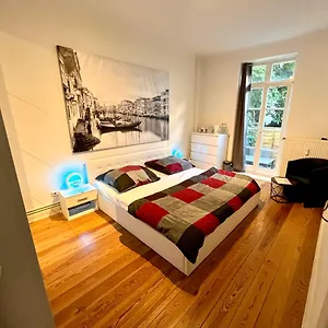  Privatunterkunft Doppelzimmer Mit Terrasse In Privatem Zuhause Deutschland